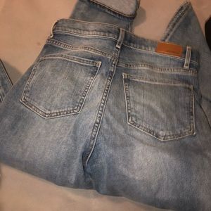 Moms express jeans!